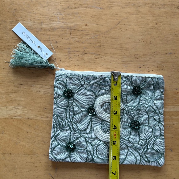 NWT New with tags beaded S monogram zippered pouch - Picture 5 of 5